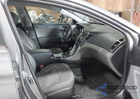 2011 Hyundai Sonata Se z USA, uszkodzony, nr VIN 5NPEC4AC0BH253175